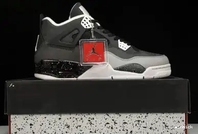 AIR FQ8138-002 4 RETRO JORDAN FEAR 0530